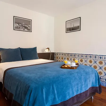 Correeiros Downtown Duplex & Deluxe Apartment-3
